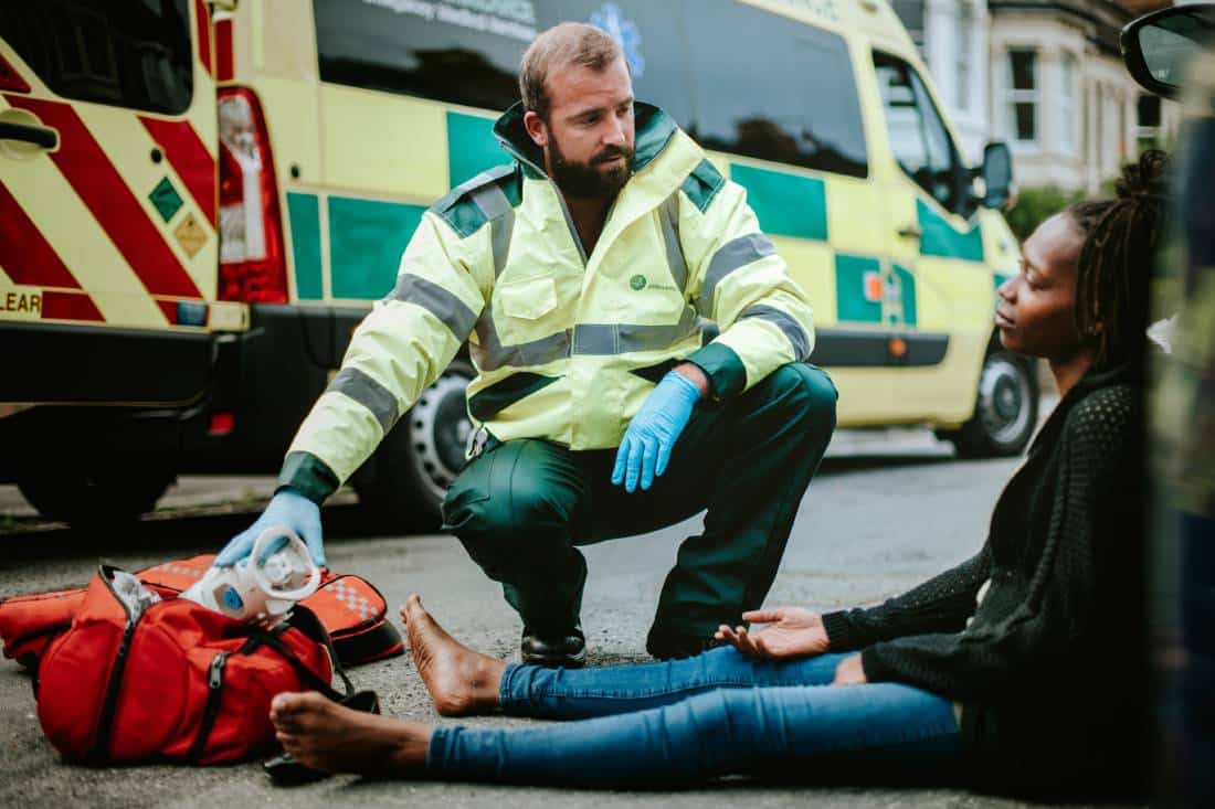 How Expat Health Insurance Protects You During Emergencies Abroad
